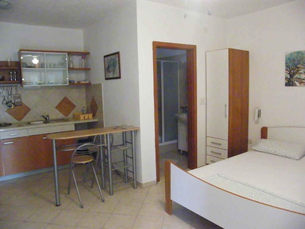 Apartment Maslina Lumbarda