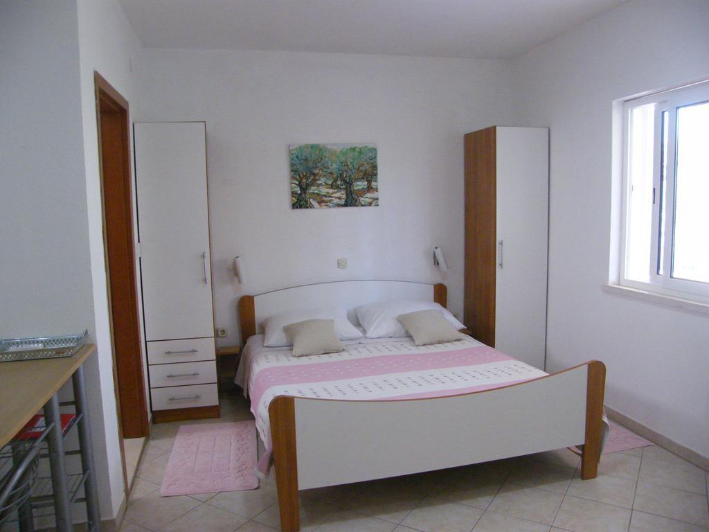 Apartment Maslina Lumbarda